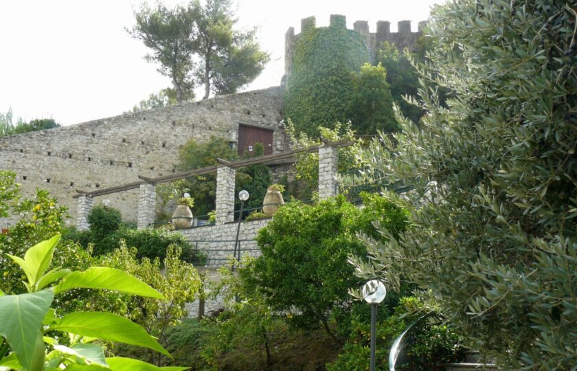 Blog: Discover the little Jewel Moneglia on the Italian Riviera